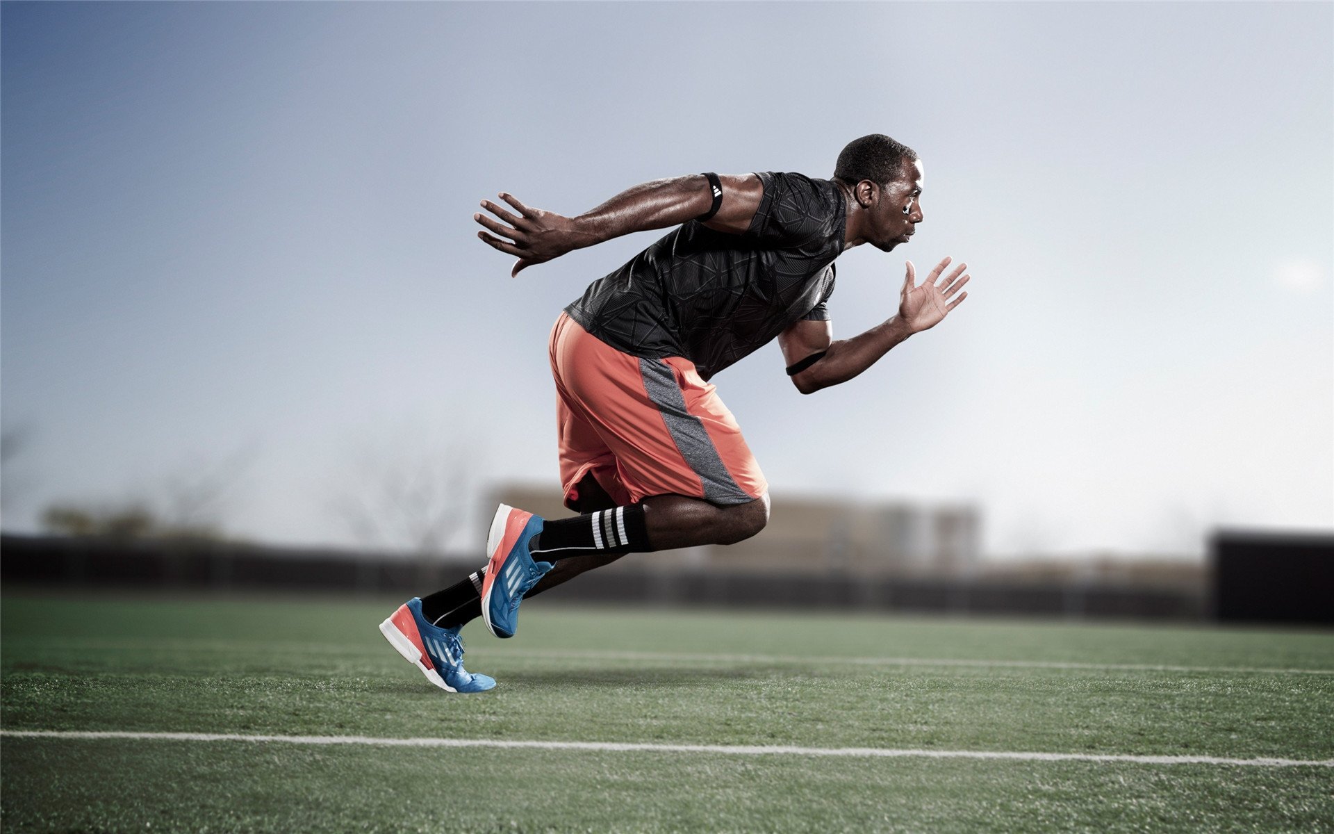 中学生篮球选拔赛推行录像审评机制提高晋级评定公正性，中学生篮球锦标赛