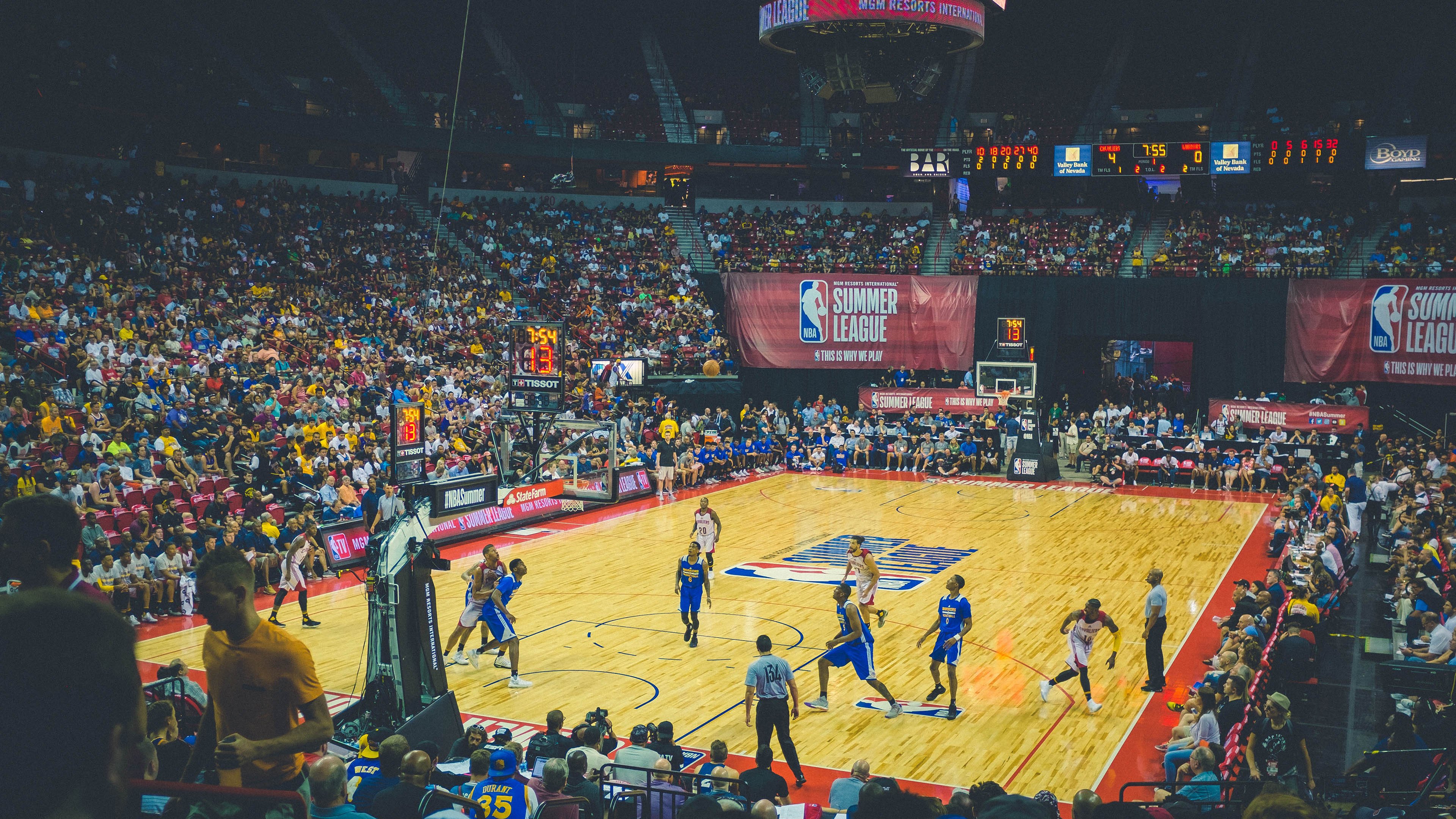 爱游戏全站-凯特·道格拉斯用实力回应质疑，道格拉斯巴雷特和凯多